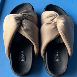 ROAM Beige Knotted Slide Sandals